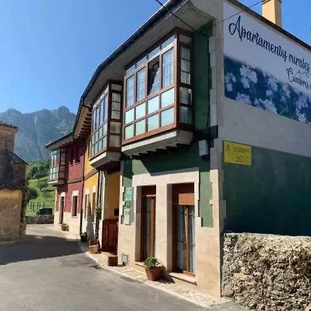 Cumbres De Picos Treparriscos * Poo (Cabrales)